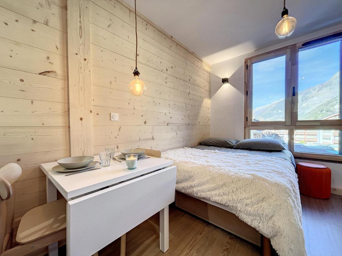 Superbe Studio Refait A Neuf Et Tout Equipe Avec Parking Chamonix Exterior photo